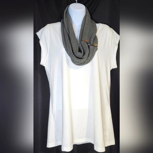 Dark Gray Knit Infinity Scarf Brown Buttons Open Weave Winter Warm Minimalist - Picture 1 of 4